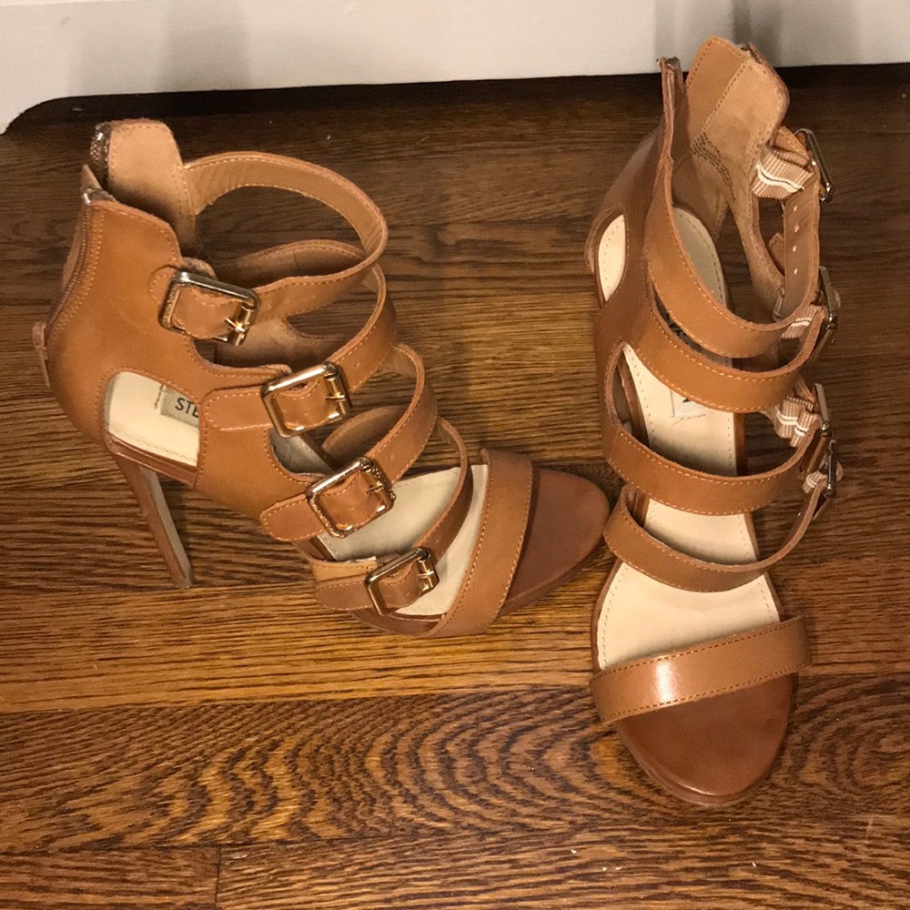 Steve Madden tan heals